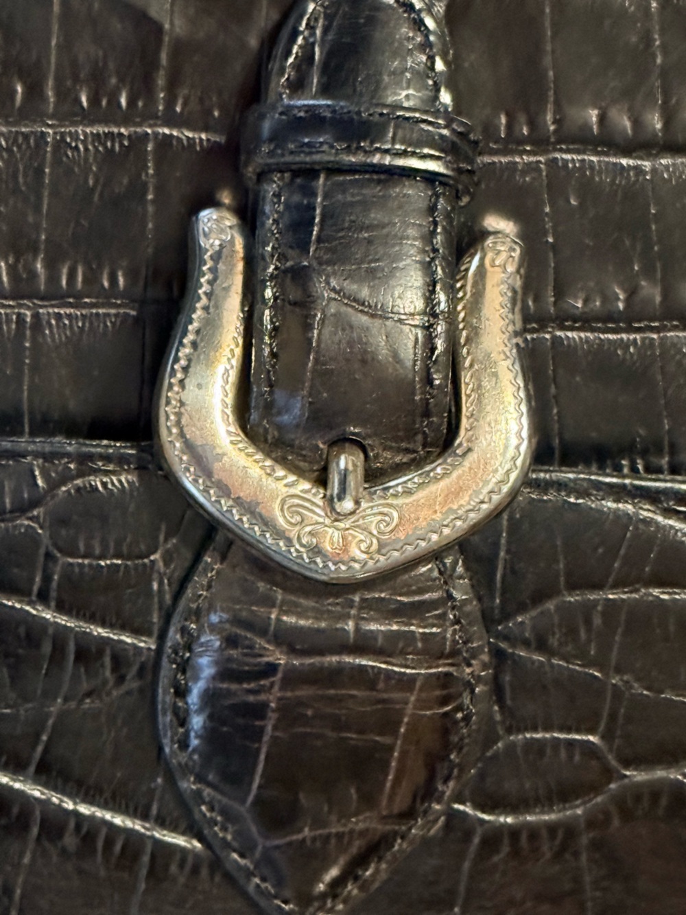 BRIGHTON vintage Black Croc-Embossed Leather Tote with Silver Buckle - Picture 10 of 11